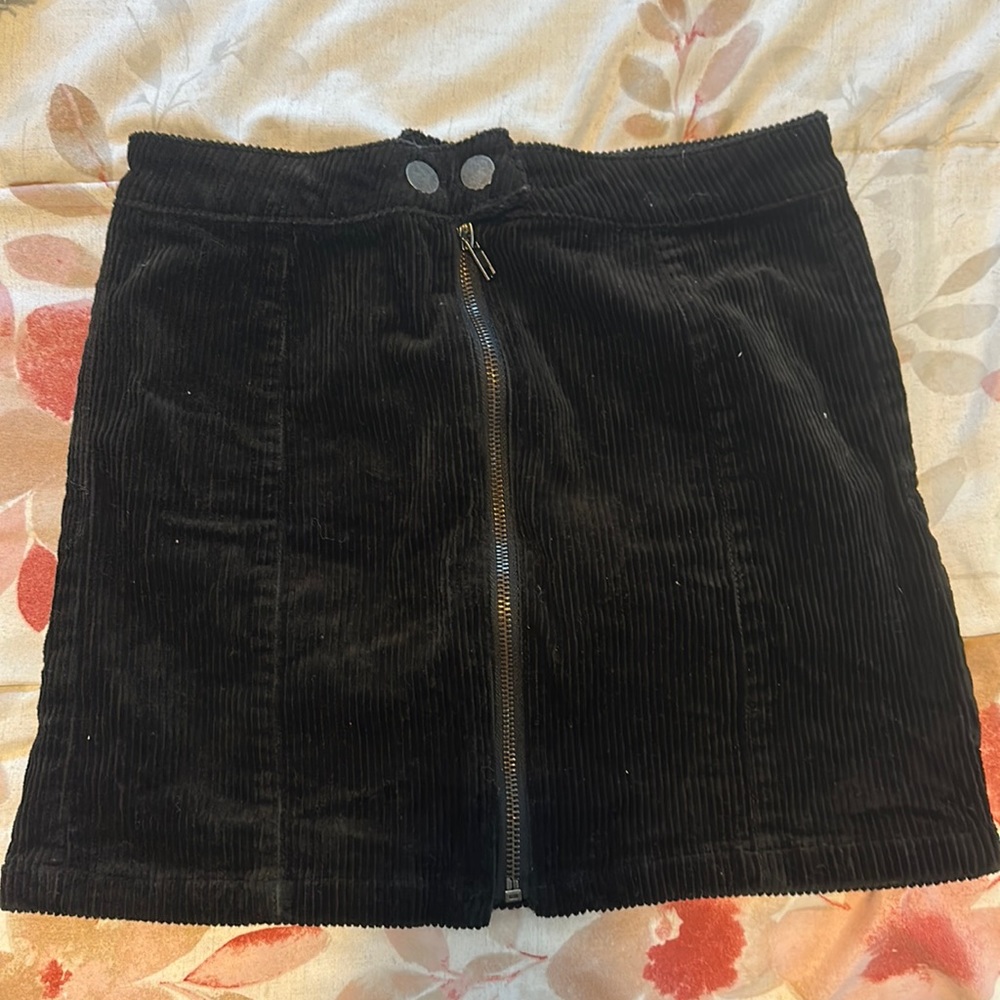 Black Skirt